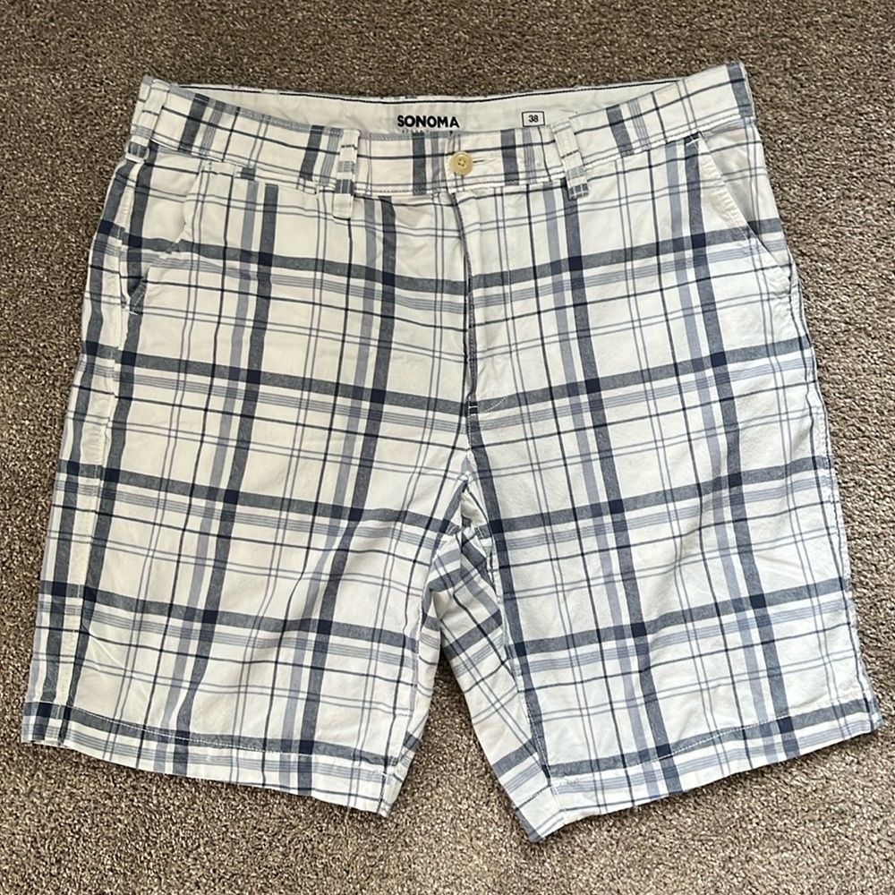 Mens dress shorts by Sonoma size 38